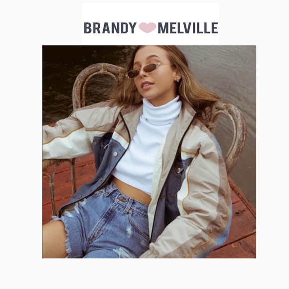 Brandy Melville Tops - brandy melville angela turtleneck <3